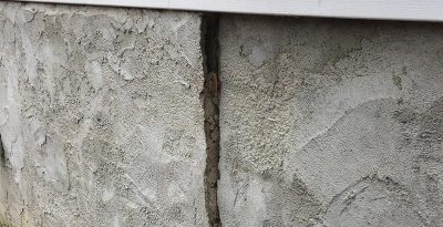 Foundation repair experts with more than 60 years of knowledge and experience. We fix and seal cracks in foundations, floors and walls.